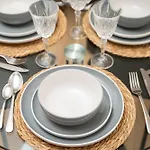 Cozy Centre - Ideal For Long & Contractors - Balcony - Sleeps 4 - Free Wifi