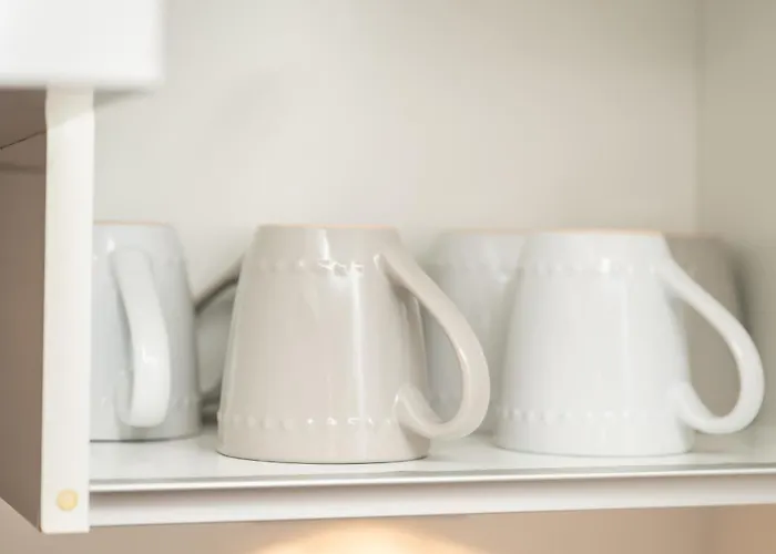 Cozy Centre - Ideal For Long & Contractors - Balcony - Sleeps 3 - Free Wifi Apartamento