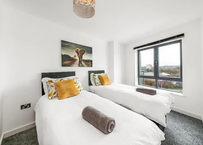 Apartamento Cozy Centre - Ideal For Long & Contractors - Balcony - Sleeps 3 - Free Wifi